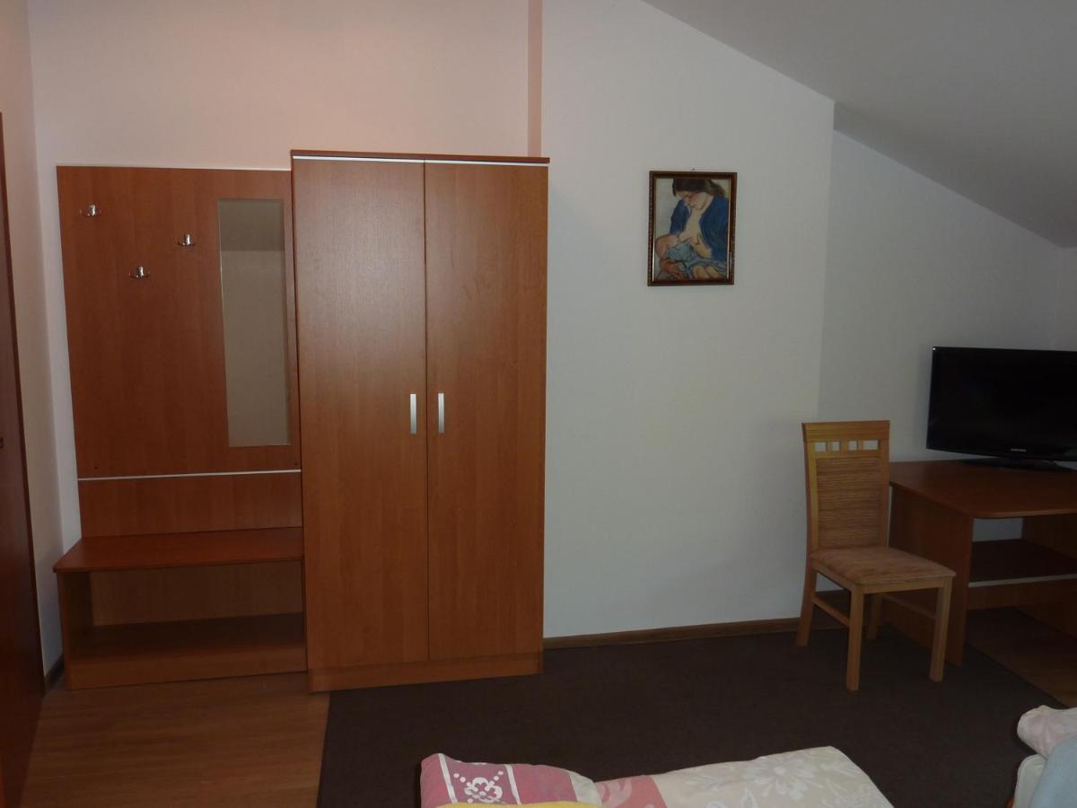 Hotelik Na Zdrowiu Lodz  Room photo